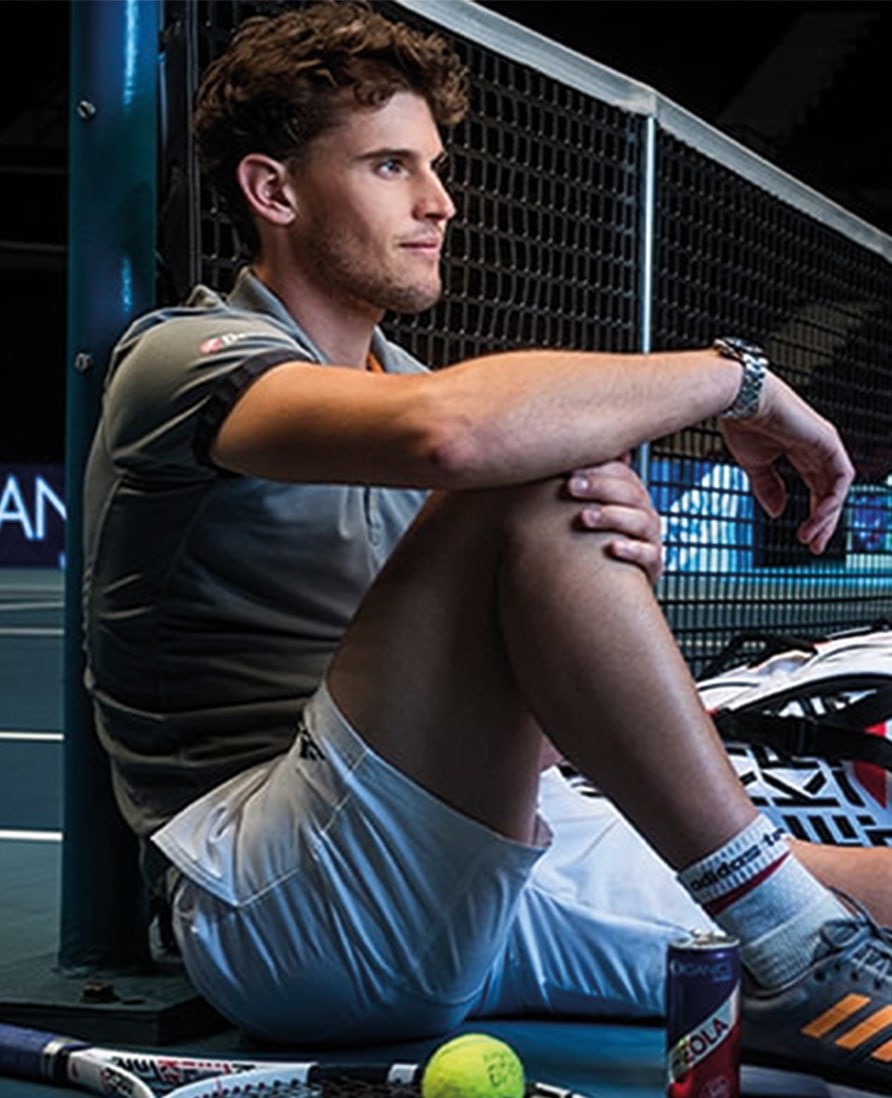 Dominic Thiem als Kooperationspartner von Frutura auf dem Tennisplatz